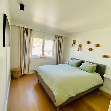 Moderne 2 Et Grand Balcon Lägenhet Knokke-Heist